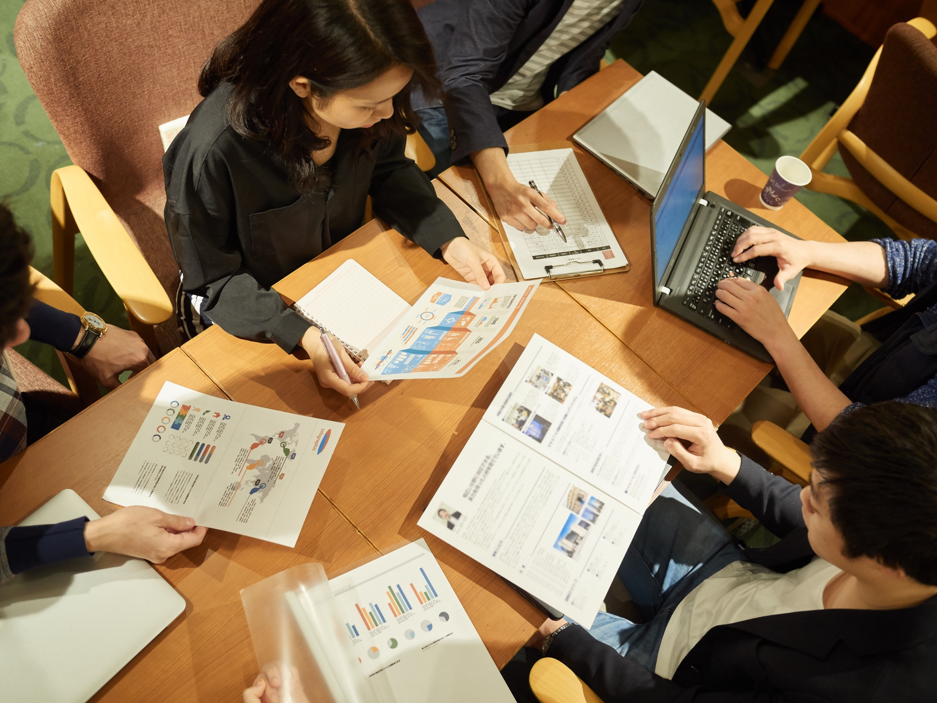 社交不安障害・社会不安障害・あがり症のケースを通して、薬に頼り切らない治療を学ぶ。